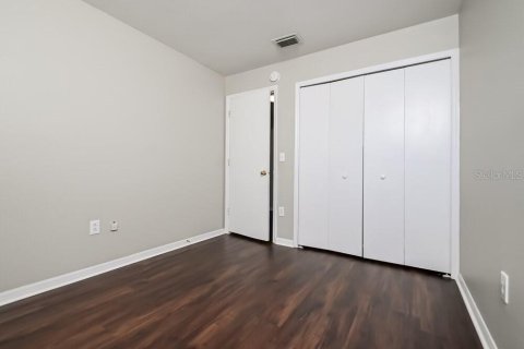 House in Apollo Beach, Florida 3 bedrooms, 130.81 sq.m. № 2384374 - photo 13