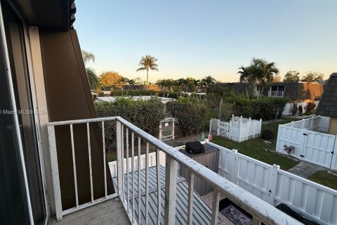 Touwnhouse à vendre à Boca Raton, Floride: 2 chambres, 112.23 m2 № 1971879 - photo 8