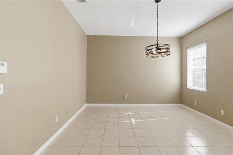 Villa ou maison à vendre à Ocoee, Floride: 4 chambres, 188.5 m2 № 2110451 - photo 15