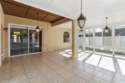 Villa ou maison à vendre à Ocoee, Floride: 4 chambres, 188.5 m2 № 2110451 - photo 28