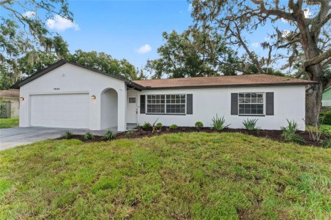 House in New Port Richey, Florida 3 bedrooms, 148.18 sq.m. № 1841367 - photo 2