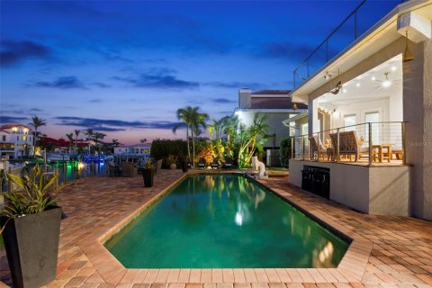 Casa en venta en Tierra Verde, Florida, 3 dormitorios, 327.57 m2 № 1510823 - foto 9