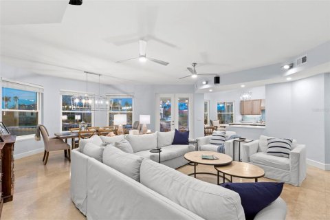 Casa en venta en Tierra Verde, Florida, 3 dormitorios, 327.57 m2 № 1510823 - foto 13