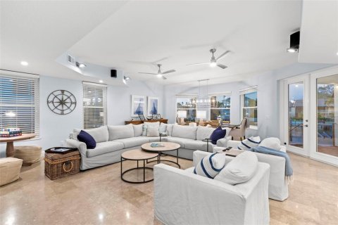 Casa en venta en Tierra Verde, Florida, 3 dormitorios, 327.57 m2 № 1510823 - foto 12