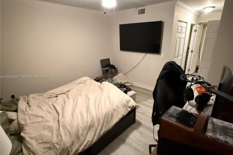 Condominio en venta en Miami, Florida, 1 dormitorio, 75.16 m2 № 2009682 - foto 2