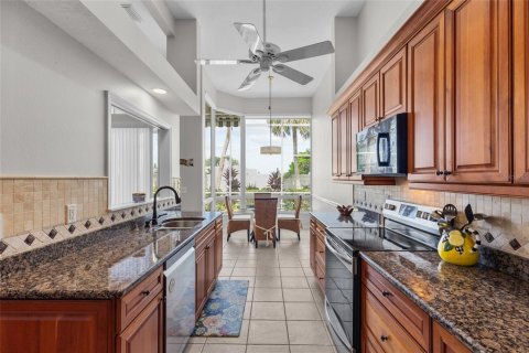 Casa en venta en Sarasota, Florida, 2 dormitorios, 166.76 m2 № 2330144 - foto 15
