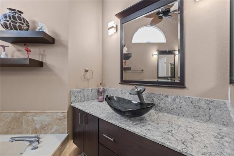 Casa en venta en Sarasota, Florida, 2 dormitorios, 166.76 m2 № 2330144 - foto 20