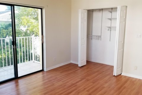 Copropriété à vendre à Hallandale Beach, Floride: 3 chambres, 148.64 m2 № 1920872 - photo 20