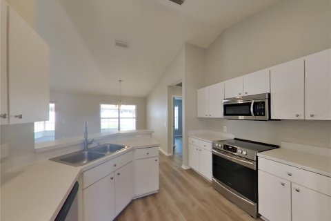 Casa en alquiler en Valrico, Florida, 3 dormitorios, 119.84 m2 № 1911011 - foto 5