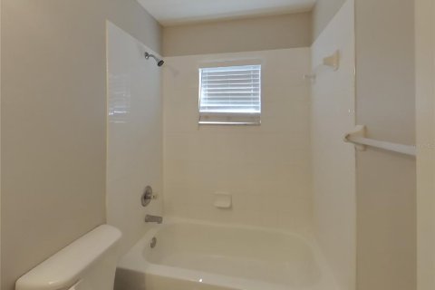 Casa en alquiler en Valrico, Florida, 3 dormitorios, 119.84 m2 № 1911011 - foto 13