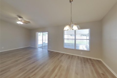 Casa en alquiler en Valrico, Florida, 3 dormitorios, 119.84 m2 № 1911011 - foto 2