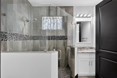 Villa ou maison à vendre à Cape Coral, Floride: 3 chambres № 1999341 - photo 16