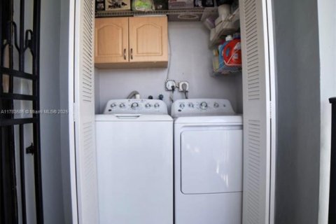 Купить таунхаус в Хайалиа, Флорида 2 спальни, 93.37м2, № 1983451 - фото 22