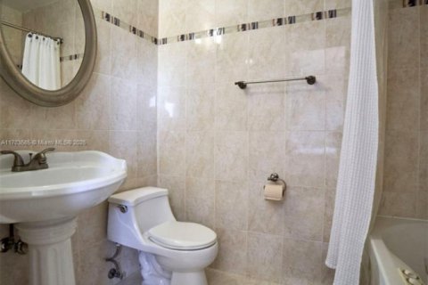 Купить таунхаус в Хайалиа, Флорида 2 спальни, 93.37м2, № 1983451 - фото 21