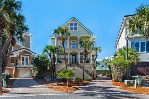 Villa ou maison à vendre à Destin, Floride: 5 chambres, 322.37 m2 № 558387 - photo 1