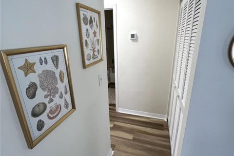Купить кондоминиум в Семинол, Флорида 7 комнат, 116.13м2, № 2125040 - фото 24