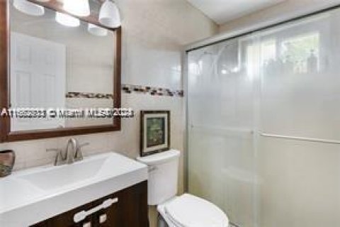 Adosado en venta en Homestead, Florida, 3 dormitorios, 132.2 m2 № 1816472 - foto 17