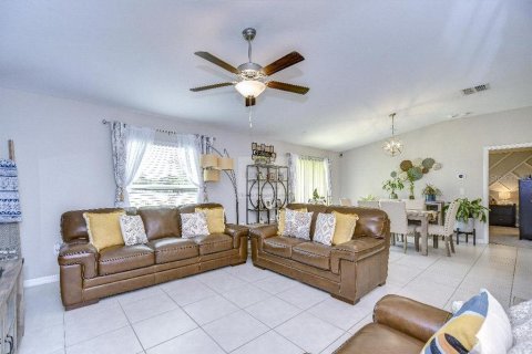 Casa en alquiler en Plant City, Florida, 3 dormitorios, 143.07 m2 № 2094903 - foto 14
