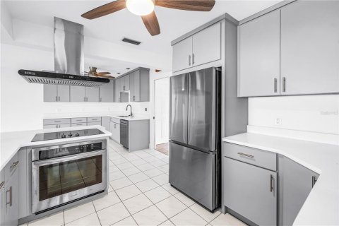 Villa ou maison à vendre à Saint Petersburg, Floride: 4 chambres, 175.4 m2 № 2330311 - photo 26