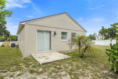 Villa ou maison à louer à Winter Park, Floride: 3 chambres, 107.58 m2 № 2095801 - photo 24