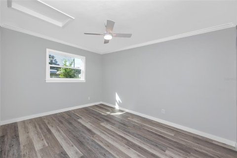 Villa ou maison à vendre à Seminole, Floride: 2 chambres, 82.87 m2 № 2420065 - photo 21