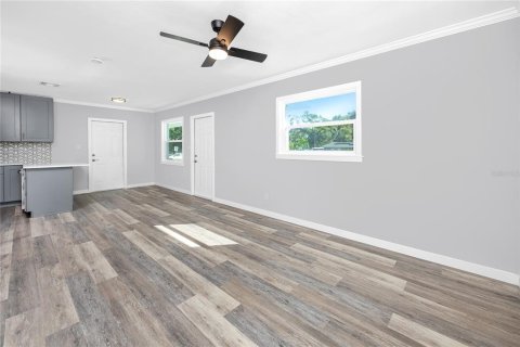 Villa ou maison à vendre à Seminole, Floride: 2 chambres, 82.87 m2 № 2420065 - photo 10