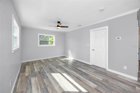 Villa ou maison à vendre à Seminole, Floride: 2 chambres, 82.87 m2 № 2420065 - photo 12