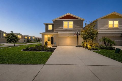 House in Fish Hawk, Florida 5 bedrooms, 283.17 sq.m. № 2236336