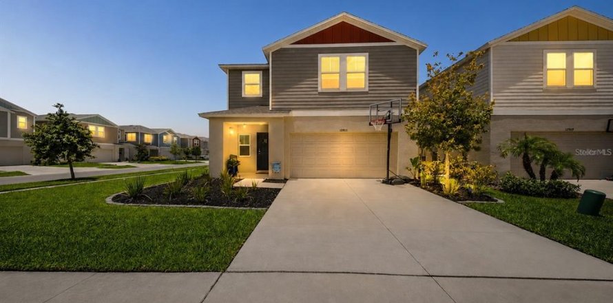 House in Fish Hawk, Florida 5 bedrooms, 283.17 sq.m. № 2236336
