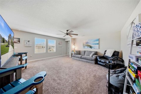 House in Fish Hawk, Florida 5 bedrooms, 283.17 sq.m. № 2236336 - photo 20
