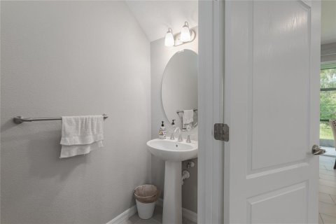 Touwnhouse à louer à Parrish, Floride: 3 chambres, 169.27 m2 № 2386486 - photo 11