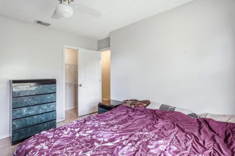 Villa ou maison à vendre à Port St. Lucie, Floride: 4 chambres, 183.95 m2 № 2439198 - photo 30