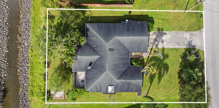 Villa ou maison à Port St. Lucie, Floride 4 chambres, 183.95 m2 № 2439198