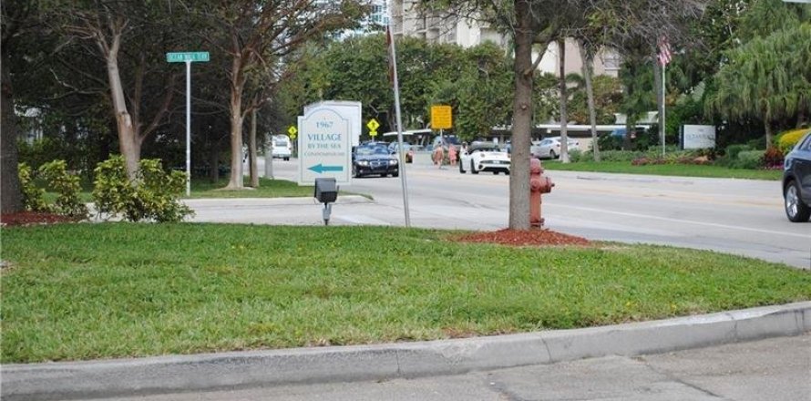 Condo à Lauderdale-by-the-Sea, Floride, 1 chambre № 1031714