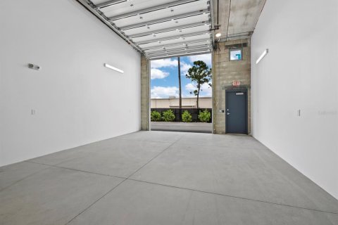 Immobilier commercial à vendre à Bradenton, Floride: 68.84 m2 № 2418755 - photo 16