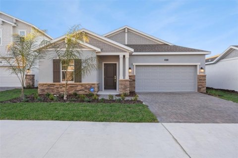 Casa en Clermont, Florida 4 dormitorios, 204.29 m2 № 2093069