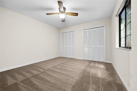 Townhouse in Gainesville, Florida 2 bedrooms, 102.75 sq.m. № 1846754 - photo 12