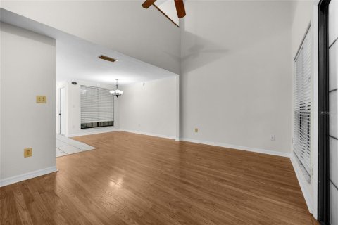 Adosado en venta en Gainesville, Florida, 2 dormitorios, 102.75 m2 № 1846754 - foto 6