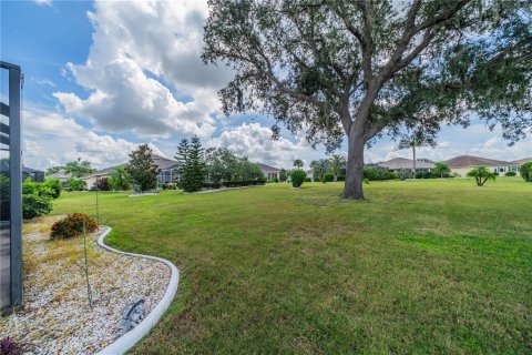 House in Sun City Center, Florida 2 bedrooms, 183.2 sq.m. № 1858197 - photo 23