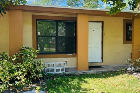 Apartment in Fort Lauderdale, Florida 3 bedrooms, 219.99 sq.m. № 2088279