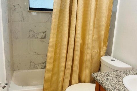 Apartment in Fort Lauderdale, Florida 3 bedrooms, 219.99 sq.m. № 2088279 - photo 5