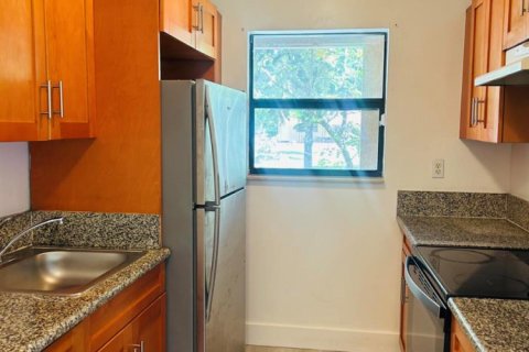 Apartment in Fort Lauderdale, Florida 3 bedrooms, 219.99 sq.m. № 2088279 - photo 10
