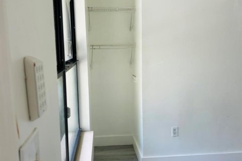 Apartment in Fort Lauderdale, Florida 3 bedrooms, 219.99 sq.m. № 2088279 - photo 8