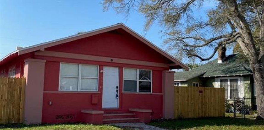 Casa en Saint Petersburg, Florida 3 dormitorios, 111.85 m2 № 2095808