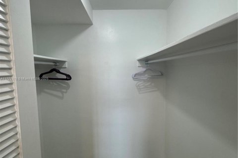 Copropriété à louer à Miami Beach, Floride: 2 chambres, 95.69 m2 № 1728357 - photo 21