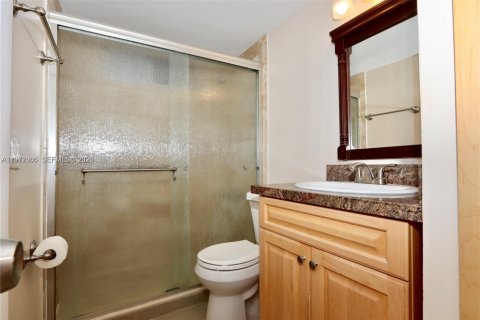 Condominio en alquiler en Aventura, Florida, 1 dormitorio, 71.35 m2 № 2033278 - foto 19