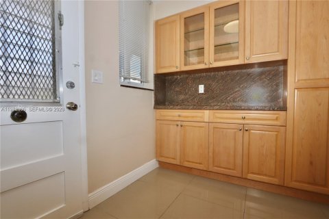 Condominio en alquiler en Aventura, Florida, 1 dormitorio, 71.35 m2 № 2033278 - foto 12