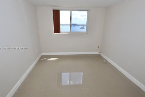 Condominio en alquiler en Aventura, Florida, 1 dormitorio, 71.35 m2 № 2033278 - foto 16