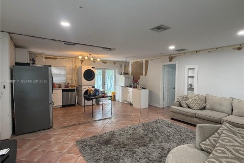 Купить виллу или дом в Мирамар, Флорида 3 спальни, 125.42м2, № 2087196 - фото 5