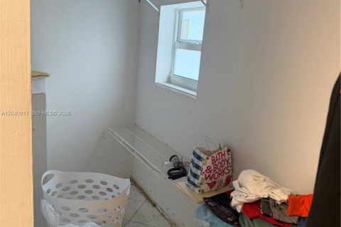 Купить виллу или дом в Мирамар, Флорида 3 спальни, 125.42м2, № 2087196 - фото 9